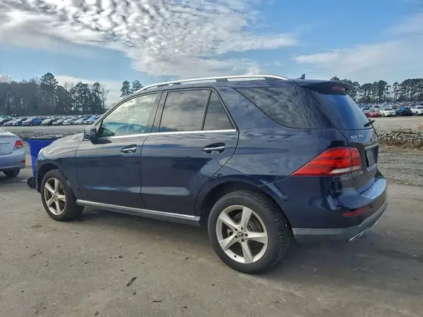 4JGDA5HB8HA933230 2017 MERCEDES-BENZ GLE - Image 2