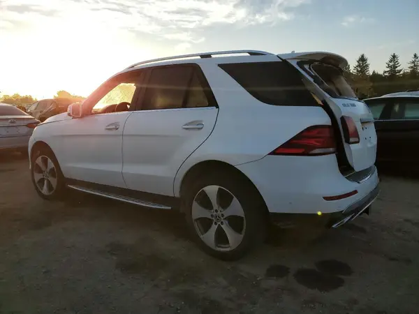 4JGDA5HB8HA933647 2017 MERCEDES-BENZ GLE - Image 2