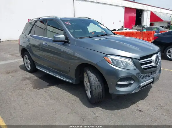 4JGDA5HB8HA936869 2017 MERCEDES-BENZ GLE - Image 1