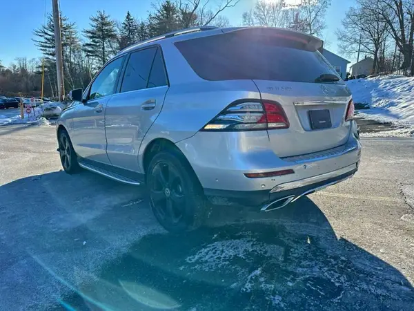 4JGDA5HB8HA937004 2017 MERCEDES-BENZ GLE - Image 2