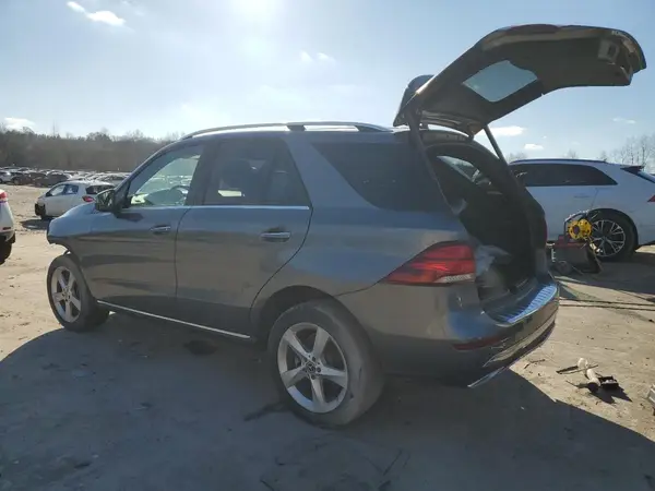 4JGDA5HB8HA944602 2017 MERCEDES-BENZ GLE - Image 2