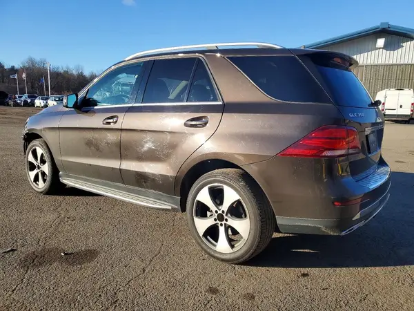 4JGDA5HB8HA951047 2017 MERCEDES-BENZ GLE - Image 2