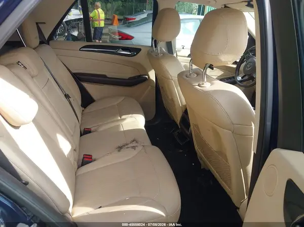 4JGDA5HB8HA956510 2017 MERCEDES-BENZ GLE - Image 8
