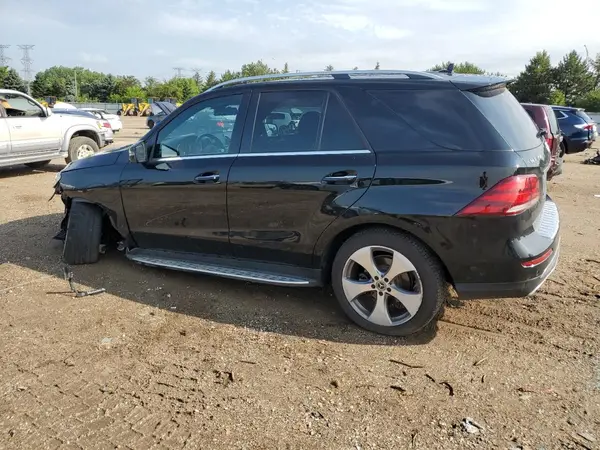 4JGDA5HB8HA959827 2017 MERCEDES-BENZ GLE - Image 2