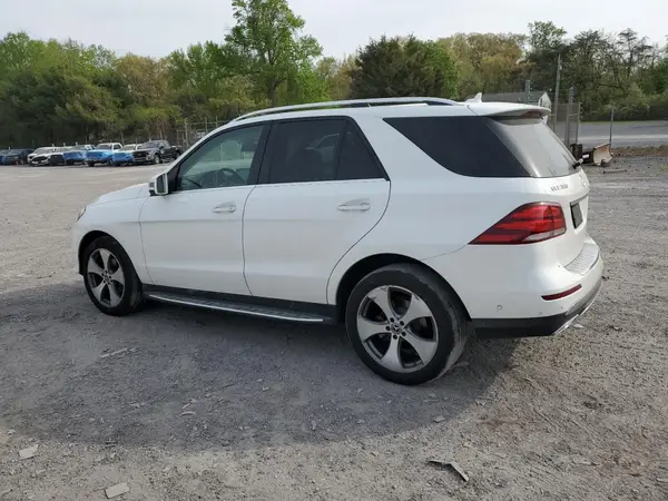 4JGDA5HB8HA960086 2017 MERCEDES-BENZ GLE - Image 2
