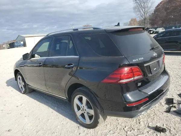 4JGDA5HB8HA961416 2017 MERCEDES-BENZ GLE - Image 2