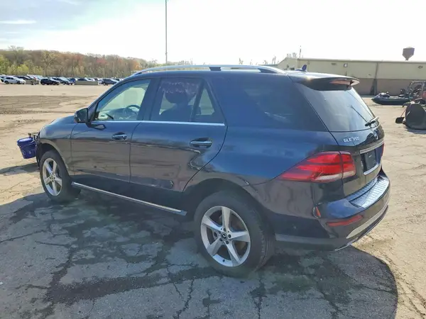 4JGDA5HB8HA969693 2017 MERCEDES-BENZ GLE - Image 2