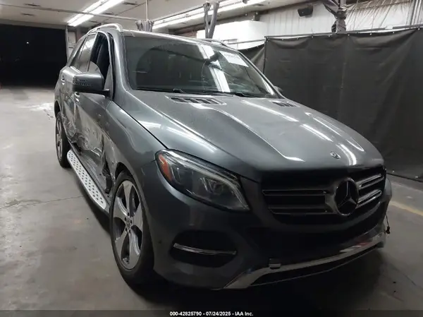 4JGDA5HB8HA990060 2017 MERCEDES-BENZ GLE - Image 1