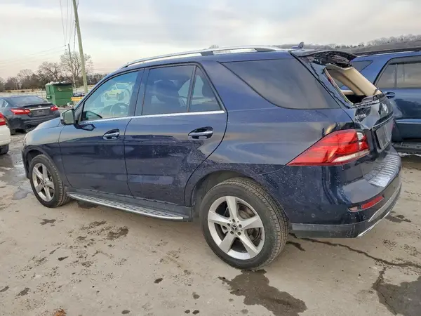 4JGDA5HB8JB034013 2018 MERCEDES-BENZ GLE - Image 2