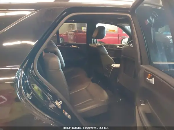4JGDA5HB8JB043598 2018 MERCEDES-BENZ GLE - Image 8