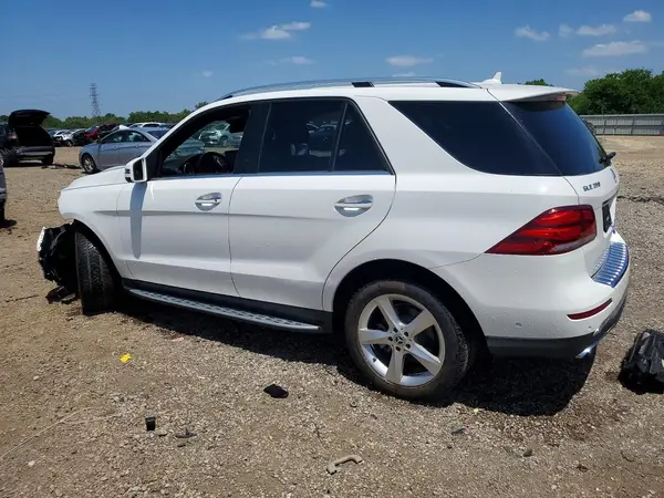 4JGDA5HB8JB072521 2018 MERCEDES-BENZ GLE - Image 2