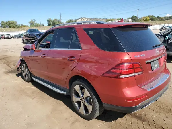 4JGDA5HB8JB120387 2018 MERCEDES-BENZ GLE - Image 2