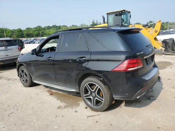 4JGDA5HB8JB130899 2018 MERCEDES-BENZ GLE - Image 2