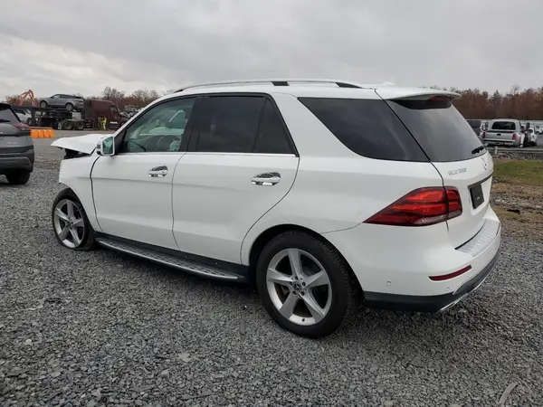 4JGDA5HB8JB155852 2018 MERCEDES-BENZ GLE - Image 2