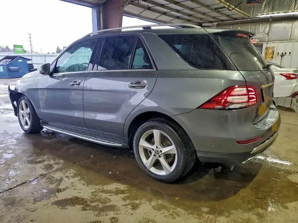 4JGDA5HB8JB161876 2018 MERCEDES-BENZ GLE - Image 2