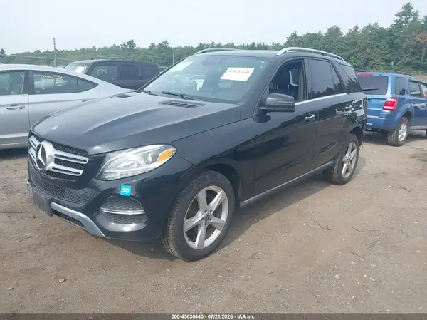 4JGDA5HB8JB169279 2018 MERCEDES-BENZ GLE - Image 2