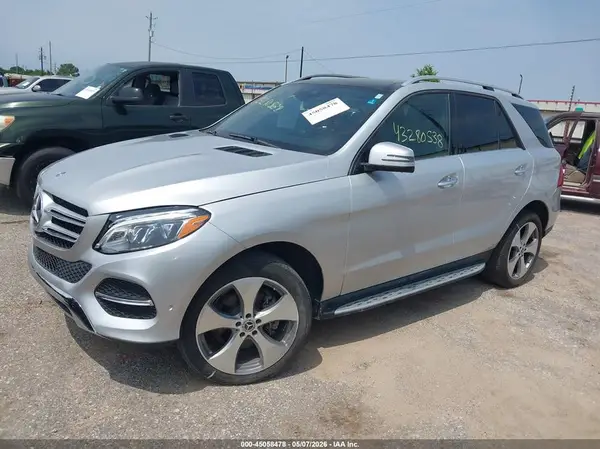 4JGDA5HB8JB179875 2018 MERCEDES-BENZ GLE - Image 2