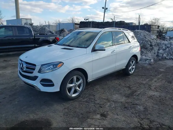 4JGDA5HB8JB196238 2018 MERCEDES-BENZ GLE - Image 2