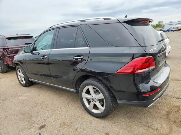 4JGDA5HB8JB196921 2018 MERCEDES-BENZ GLE - Image 2