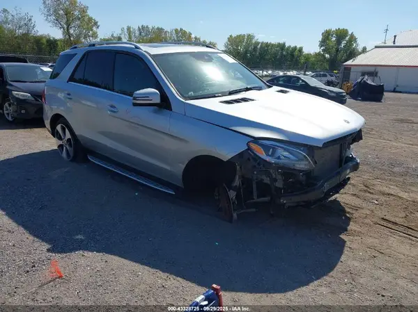 4JGDA5HB8JB197521 2018 MERCEDES-BENZ GLE - Image 1