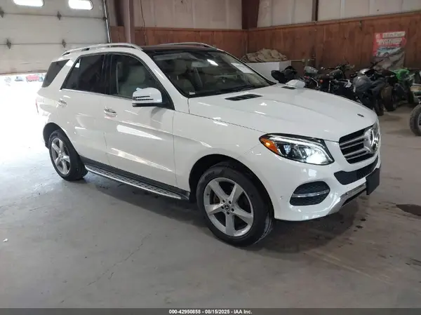 4JGDA5HB8JB203415 2018 MERCEDES-BENZ GLE - Image 1