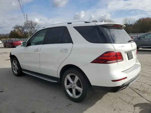 4JGDA5HB9GA799858 2016 MERCEDES-BENZ GLE - Image 2