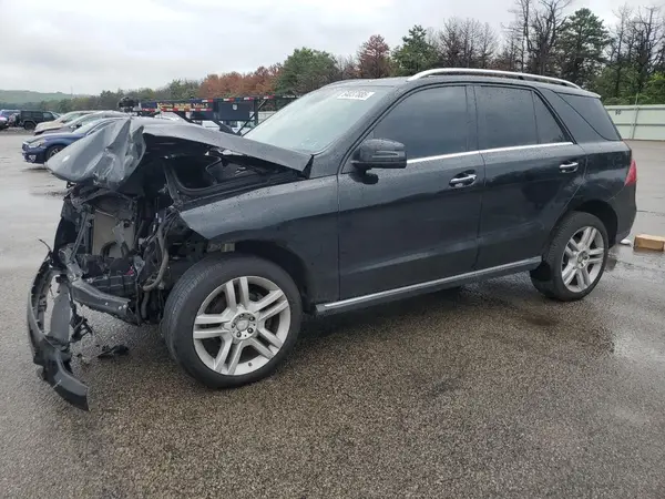 4JGDA5HB9HA820886 2017 MERCEDES-BENZ GLE - Image 1