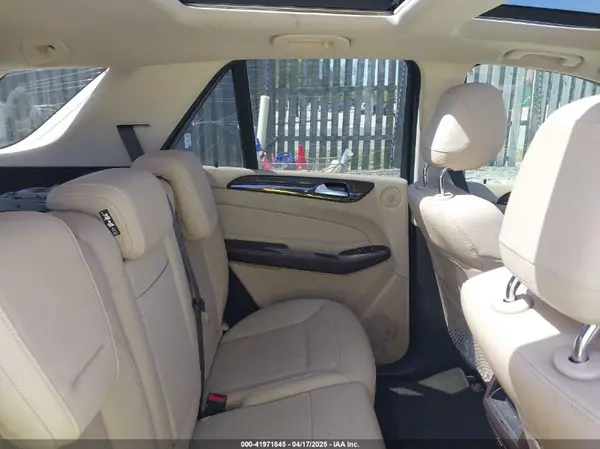 4JGDA5HB9HA826090 2017 MERCEDES-BENZ GLE - Image 8