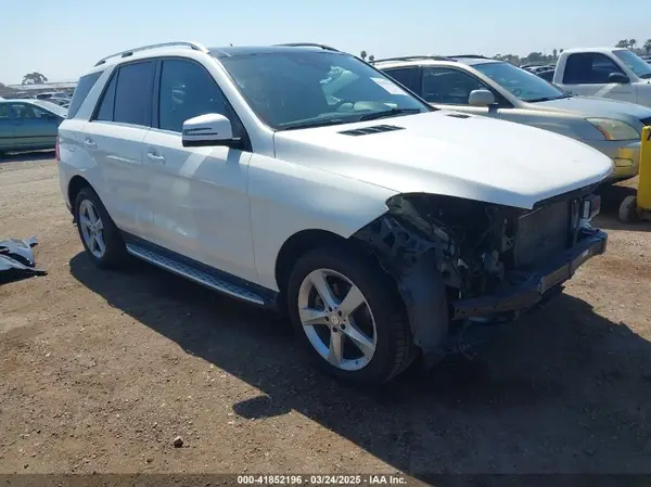 4JGDA5HB9HA848848 2017 MERCEDES-BENZ GLE - Image 1