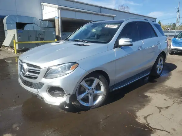4JGDA5HB9HA875144 2017 MERCEDES-BENZ GLE - Image 1