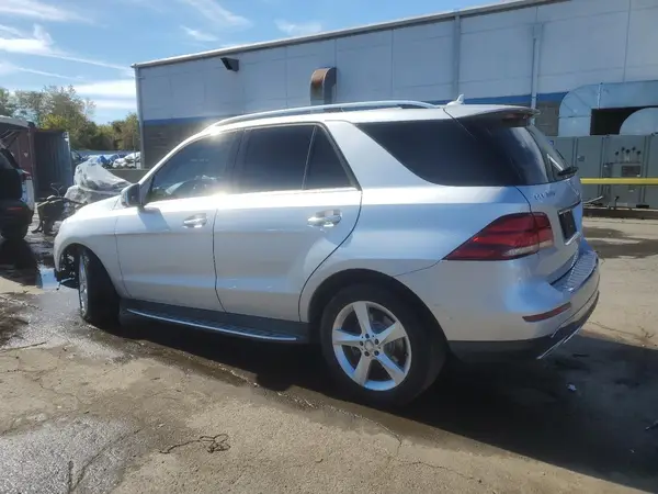 4JGDA5HB9HA875144 2017 MERCEDES-BENZ GLE - Image 2