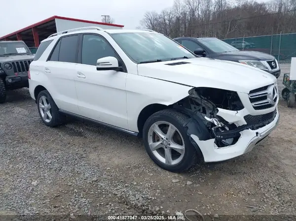 4JGDA5HB9HA897693 2017 MERCEDES-BENZ GLE - Image 1