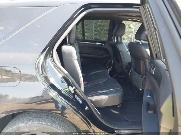 4JGDA5HB9HA901323 2017 MERCEDES-BENZ GLE - Image 8