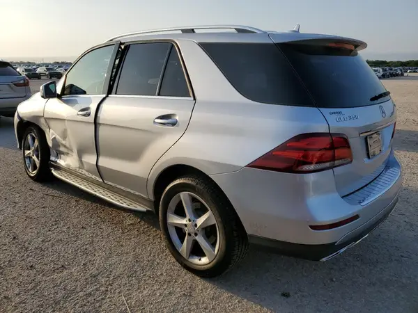 4JGDA5HB9HA909485 2017 MERCEDES-BENZ GLE - Image 2