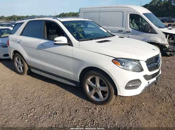 4JGDA5HB9HA910992 2017 MERCEDES-BENZ GLE - Image 1