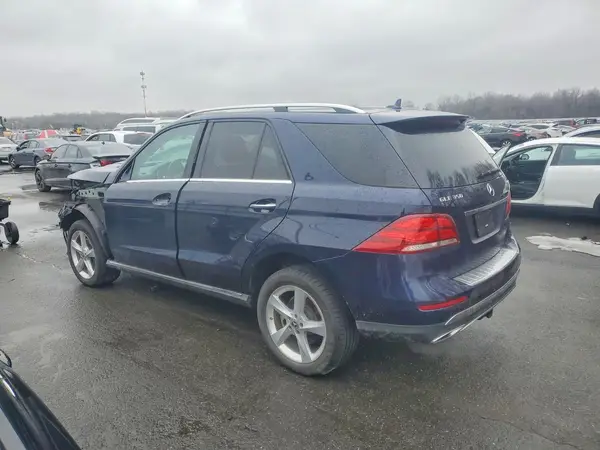 4JGDA5HB9HA913939 2017 MERCEDES-BENZ GLE - Image 2