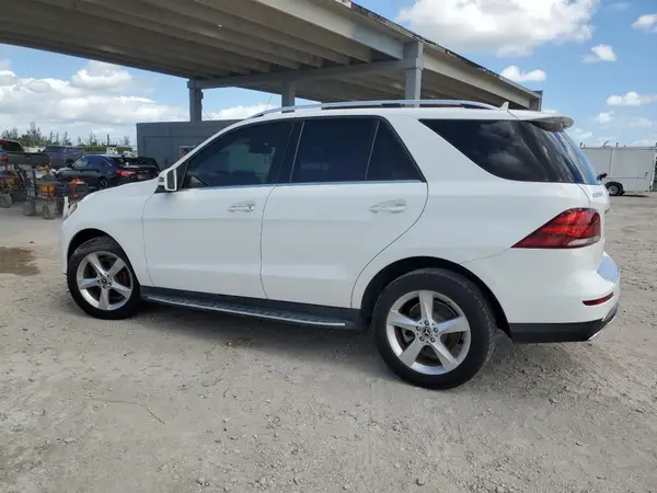 4JGDA5HB9HA918039 2017 MERCEDES-BENZ GLE - Image 2