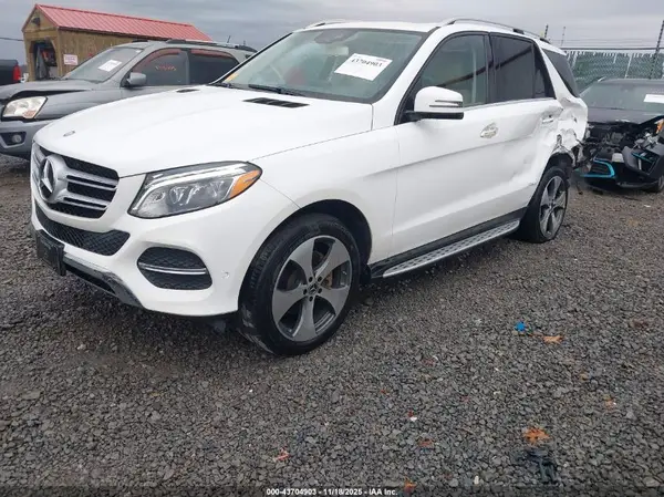 4JGDA5HB9HA923242 2017 MERCEDES-BENZ GLE - Image 2
