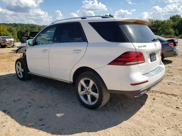 4JGDA5HB9HA923869 2017 MERCEDES-BENZ GLE - Image 2