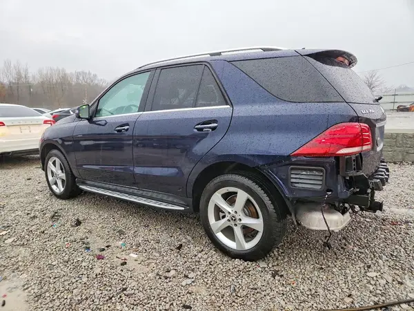4JGDA5HB9HA945046 2017 MERCEDES-BENZ GLE - Image 2