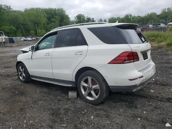 4JGDA5HB9JB042069 2018 MERCEDES-BENZ GLE - Image 2