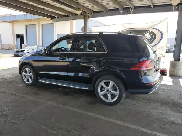 4JGDA5HB9JB044808 2018 MERCEDES-BENZ GLE - Image 2