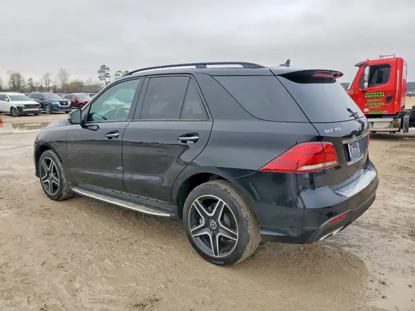 4JGDA5HB9JB050575 2018 MERCEDES-BENZ GLE - Image 2