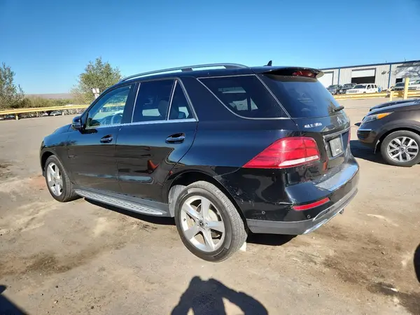4JGDA5HB9JB053511 2018 MERCEDES-BENZ GLE - Image 2