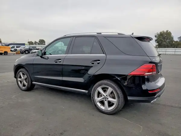 4JGDA5HB9JB067408 2018 MERCEDES-BENZ GLE - Image 2