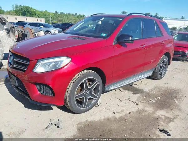 4JGDA5HB9JB075699 2018 MERCEDES-BENZ GLE - Image 2