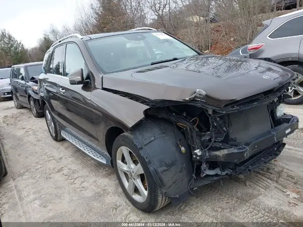 4JGDA5HB9JB076626 2018 MERCEDES-BENZ GLE - Image 1