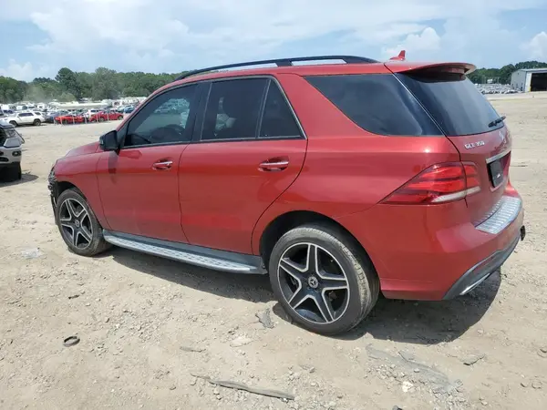 4JGDA5HB9JB082264 2018 MERCEDES-BENZ GLE - Image 2