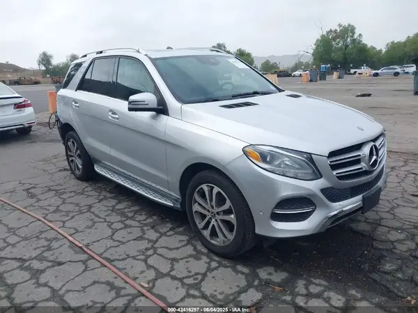 4JGDA5HB9JB082412 2018 MERCEDES-BENZ GLE - Image 1