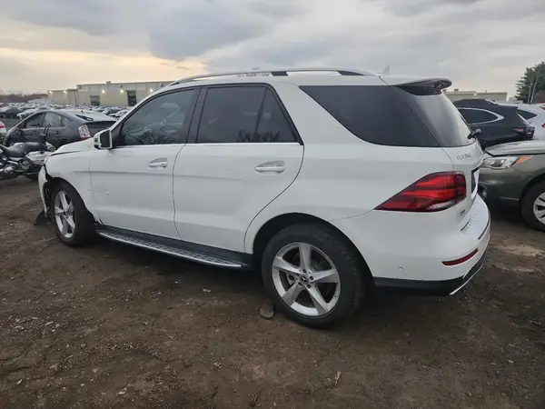 4JGDA5HB9JB088629 2018 MERCEDES-BENZ GLE - Image 2